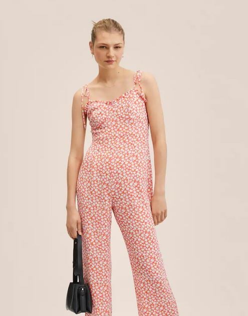 5 vestidos y monos de Mango Outlet que necesitas en tu vida: est&aacute;n tirados de precio