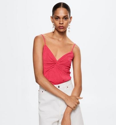 Mango Outlet prepara tu armario de verano: 10 prendas por cinco euros