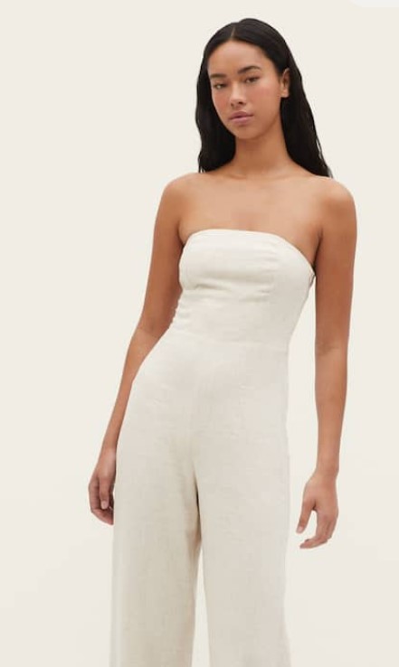 Stradivarius te trae el conjunto del verano: el mono largo de lino de 29 € del que rogamos más unidades