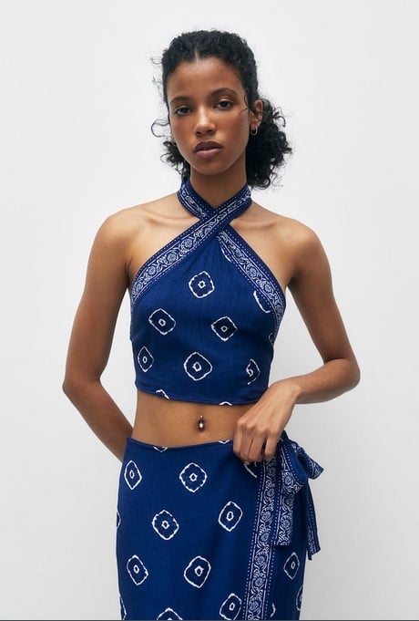 Fichamos en Pull&Bear las dos piezas de top y pantal&oacute;n pareo: arrasa en Espa&ntilde;a y est&aacute; en rebajas