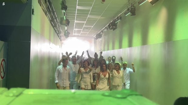 Elenco de presentadoras y colaboradores de 'S&aacute;lvame'. / Telecinco