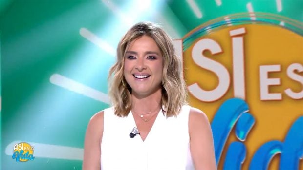 Sandra Barneda en 'Así es la vida'. / Telecinco