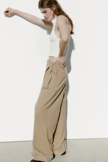 10 pantalones holgados de Zara con rebaja: hacen tipazo, para vestir elegante y c&oacute;modos sin ense&ntilde;ar piernas