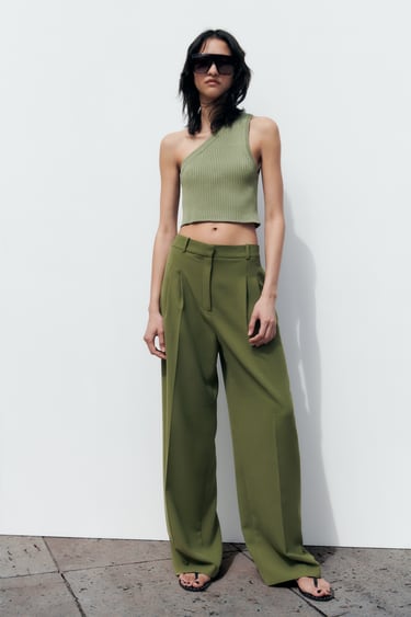 10 pantalones holgados de Zara con rebaja: hacen tipazo, para vestir elegante y c&oacute;modos sin ense&ntilde;ar piernas