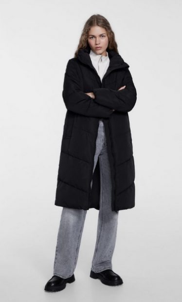 Las 5 prendas más vendidas de las rebajas de Stradivarius: no te vas a poder resistir