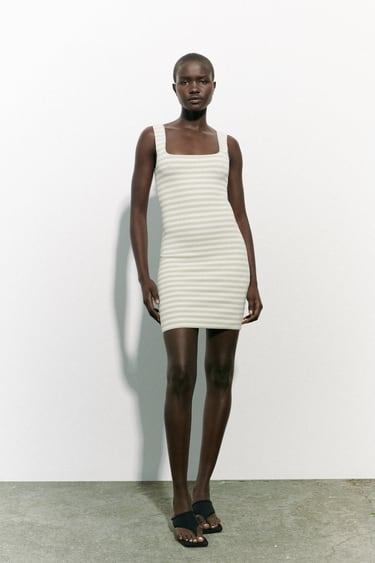 Fichamos los 10 vestidos fresquitos de las segundas rebajas de Zara por menos de 20&euro;
