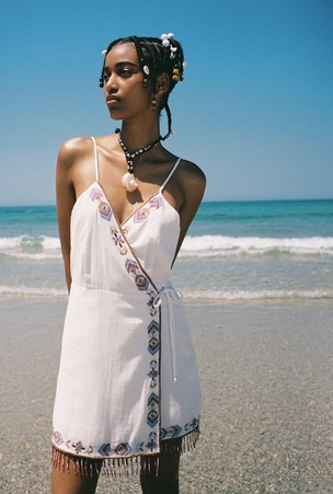 Vestidos playeros Zara