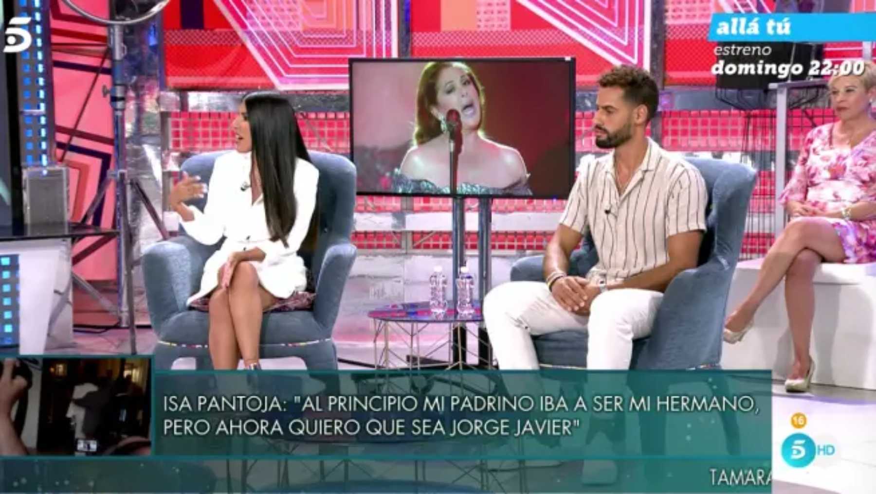 Isa Pantoja y Asraf Beno en 'S&aacute;lvame Deluxe' / Telecinco