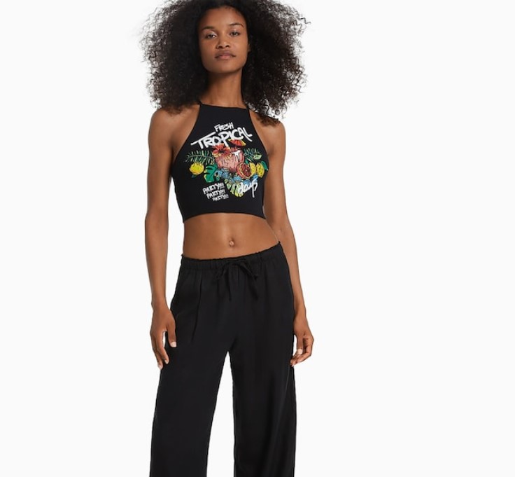 El pantal&oacute;n de lino m&aacute;s fresco del mundo: la &uacute;ltima novedad en Bershka que se agota cada semana por menos 20 euros