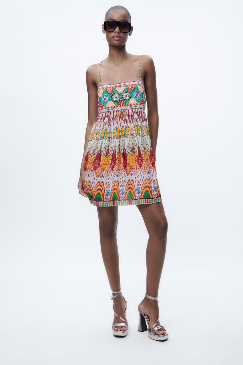 Vestidos playeros por menos de 20&euro;: los dise&ntilde;os m&aacute;s c&oacute;modos y frescos de Zara, Mango y Lefties