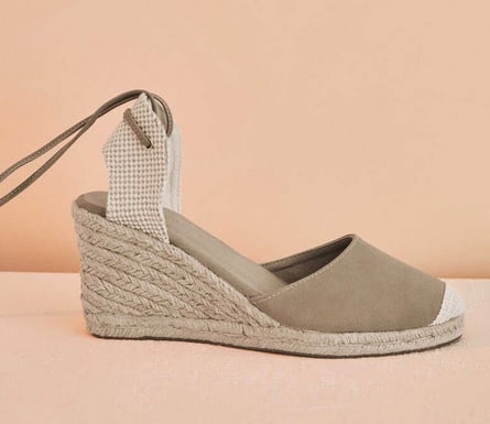 Las alpargatas con cu&ntilde;a de las rebajas de Women Secret
