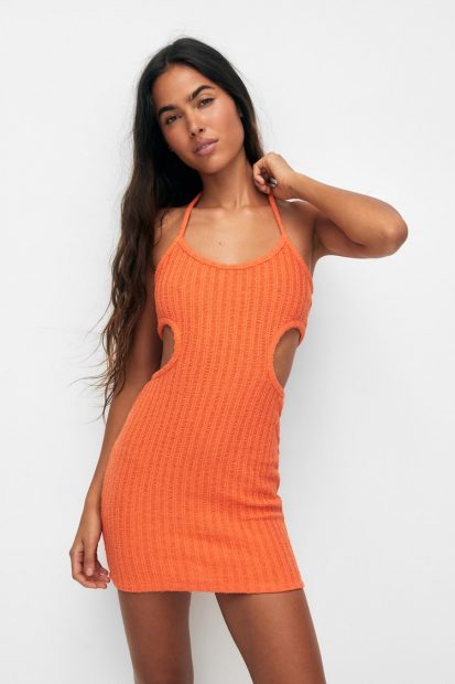 Vestidos veraniegos de las rebajas de Pull&Bear