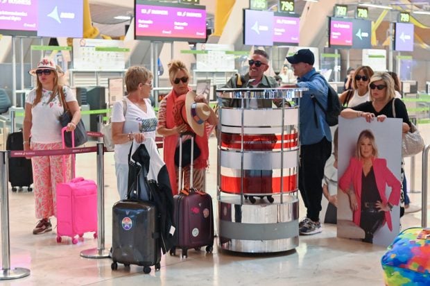 El equipo de 'S&aacute;lvame' pone rumbo a Miami / Gtres