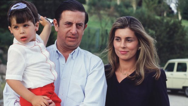Fernando Falc&oacute;, Marta Ch&aacute;varri y su hijo &Aacute;lvaro / Gtres
