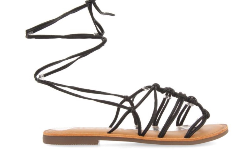 Las sandalias planas con tiras finas de Gioseppo para ir c&oacute;moda y con estilo: f&iacute;chalas ya