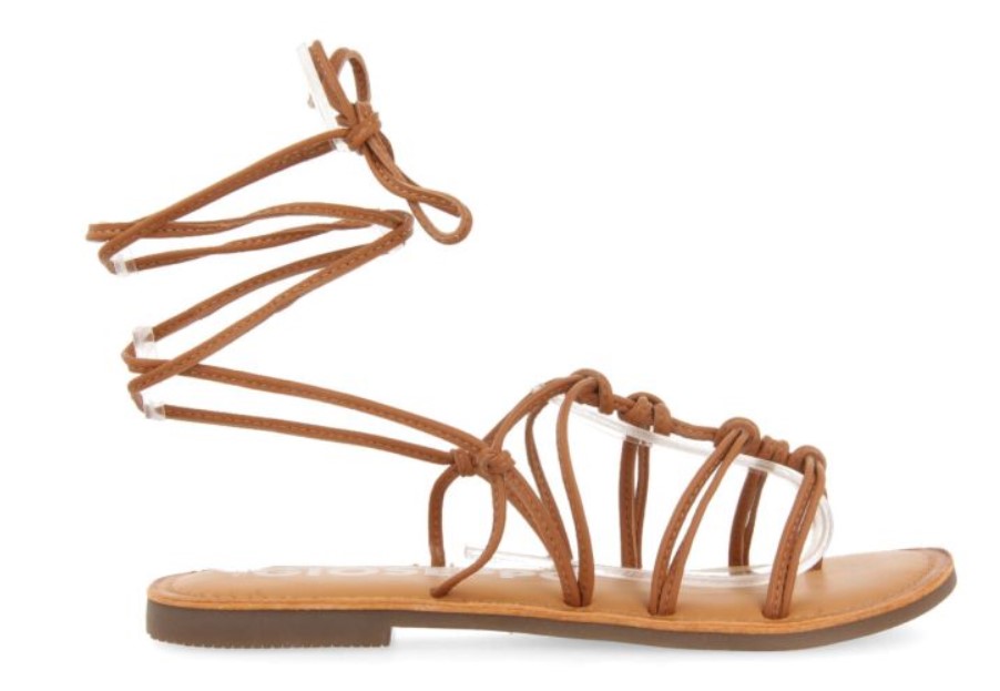 Las sandalias planas con tiras finas de Gioseppo para ir c&oacute;moda y con estilo: f&iacute;chalas ya