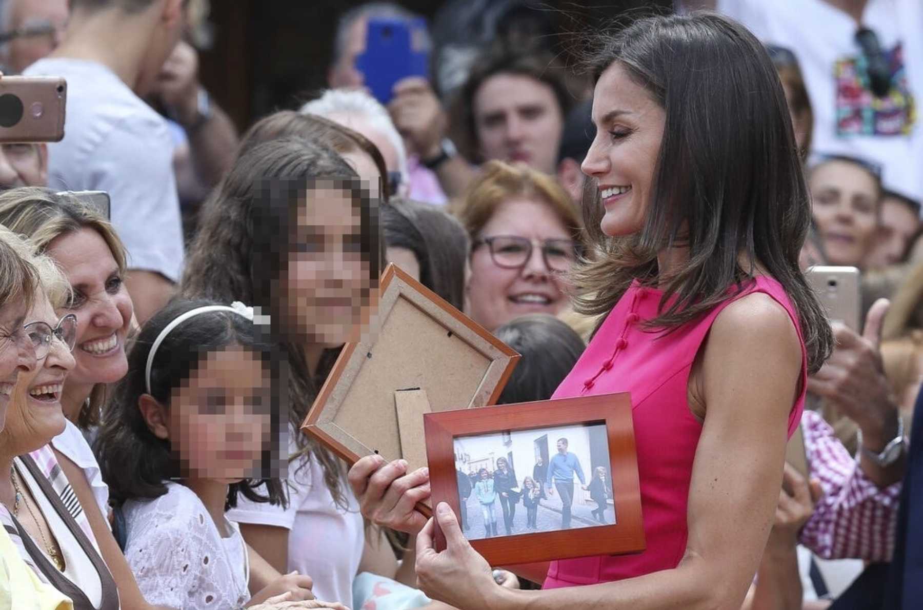La Reina Letizia en su recibimiento a un acto oficial / Gtres