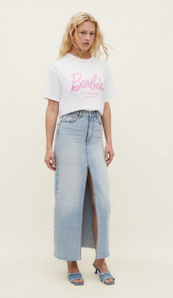 Las camisetas de Barbie que todo el mundo quiere ya están a la venta por menos de 20 euros