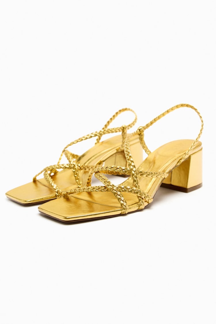 Las sandalias con las que salvar&aacute;s cualquier look las tiene Zara y son un aut&eacute;ntico chollo