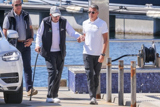 Juan Carlos I en las regatas de Sangenjo / Gtres