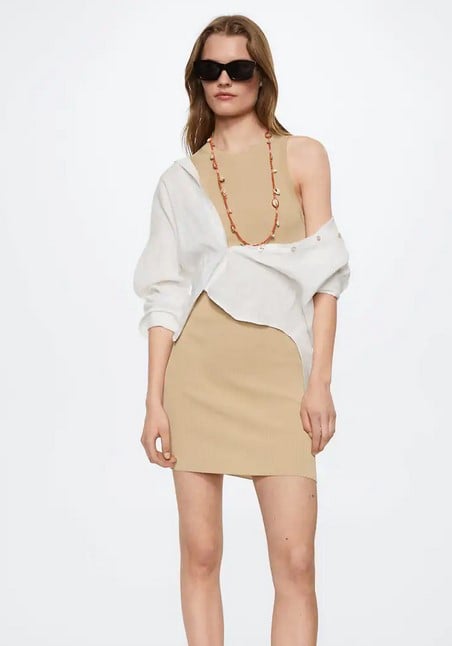 Un vestido de punto de canal&eacute; por 17 euros s&oacute;lo pod&iacute;a estar en Mango Outlet y lo queremos