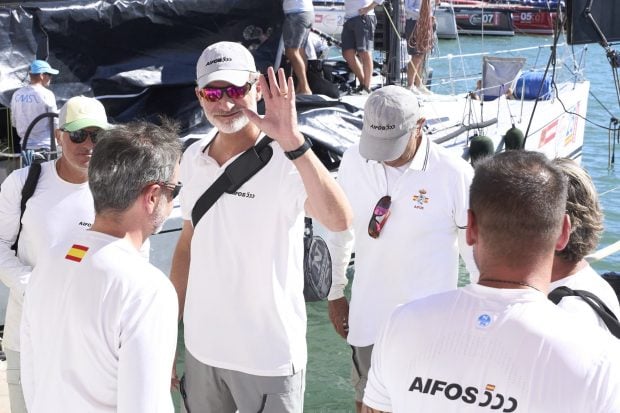 El rey Felipe con sus compa&ntilde;eros / GTRES