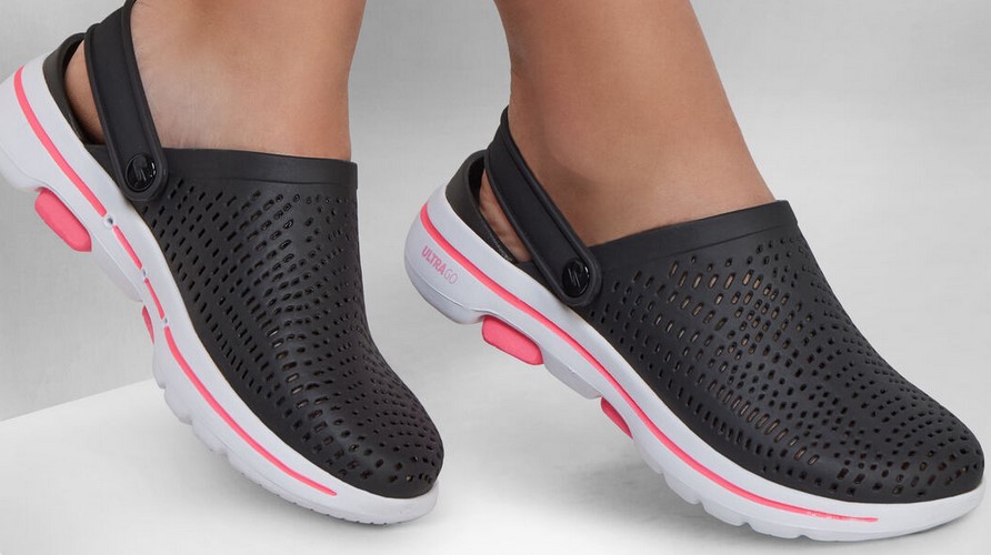 Son las 5 sandalias m&aacute;s c&oacute;modas y bonitas de Skechers y no podr&aacute;s quedarte con unas