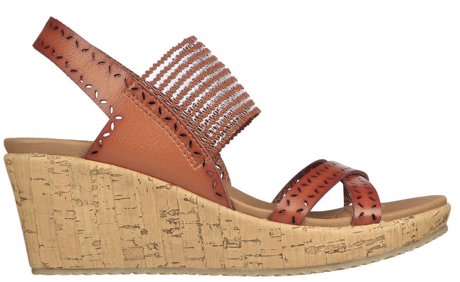 Son las 5 sandalias m&aacute;s c&oacute;modas y bonitas de Skechers y no podr&aacute;s quedarte con unas