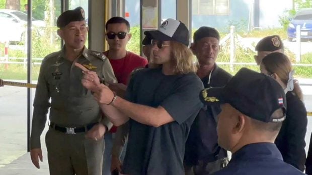 Im&aacute;genes de la detenci&oacute;n de Daniel Sancho en 'En boca de todos' / Cuatro