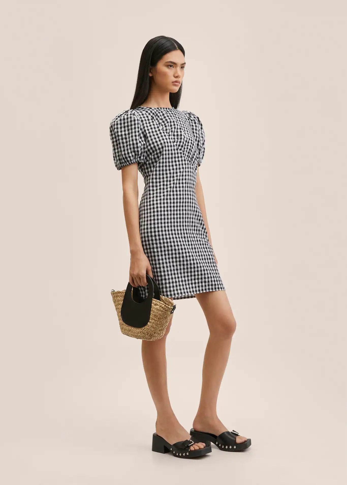 Remate final en Mango Outlet: los 10 vestidos m&aacute;s incre&iacute;bles por menos de 25 euros
