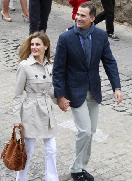 Don Felipe y Do&ntilde;a Letizia de la mano / Gtres