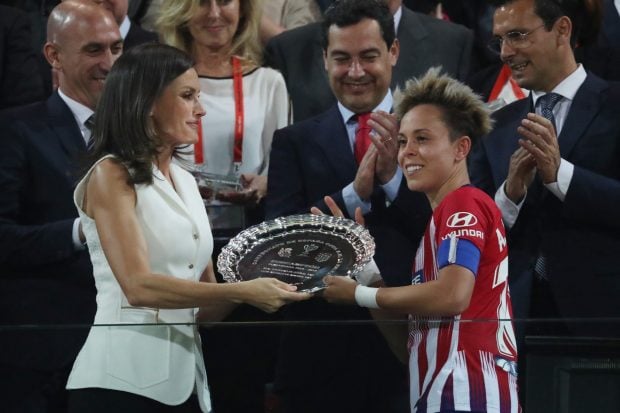 La Reina Letizia en la final de la Copa de la Reina en Granada. 2019/ Gtres