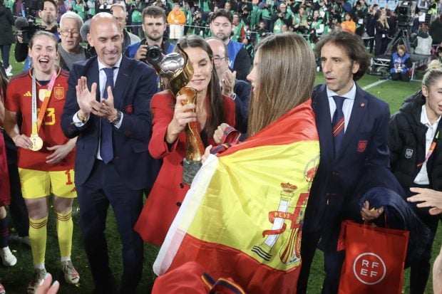 La infanta Sof&iacute;a con Letizia / GTRES