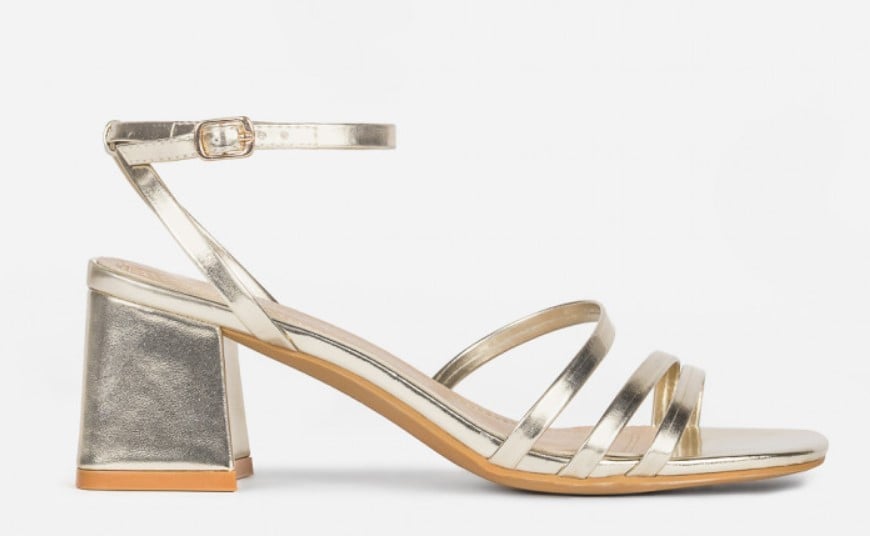 De la pasarela al top ventas: descubre las sandalias de tac&oacute;n dorado de Marypaz que est&aacute;n rebajadas y son tendencia