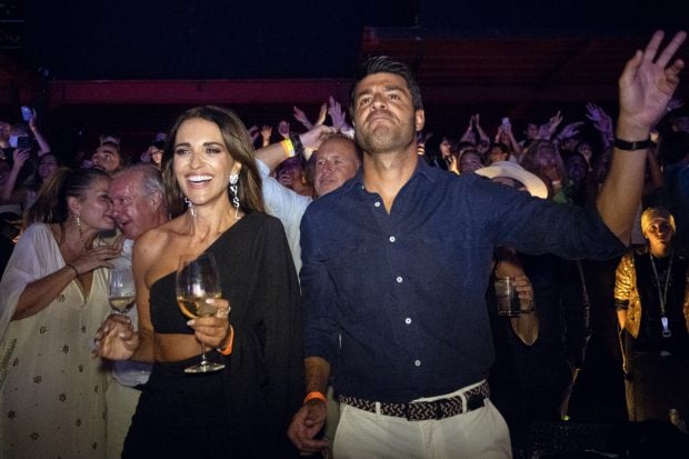 Paula Echevarr&iacute;a y Miguel Torres en Starlite / GTRES