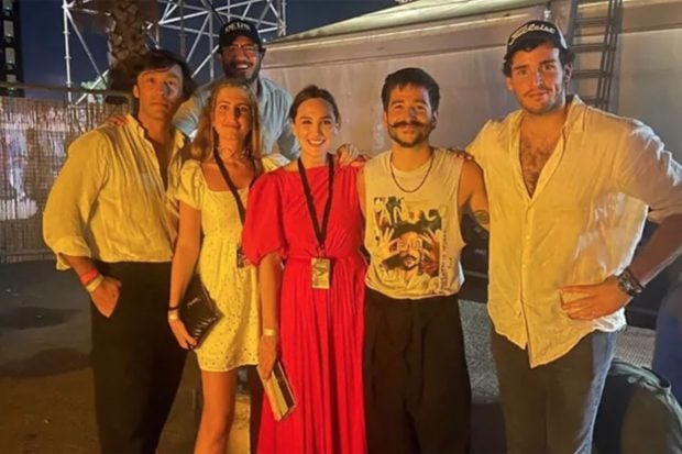 La 'tribu' de amigos de Tamara Falc&oacute; e &Iacute;&ntilde;igo Onieva / Instagram
