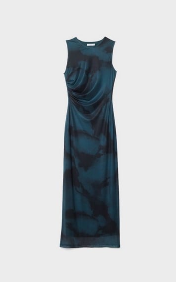 Estos son los cinco vestidos midi de Stradivarius que Vicky Mart&iacute;n Berrocal se pondr&iacute;a