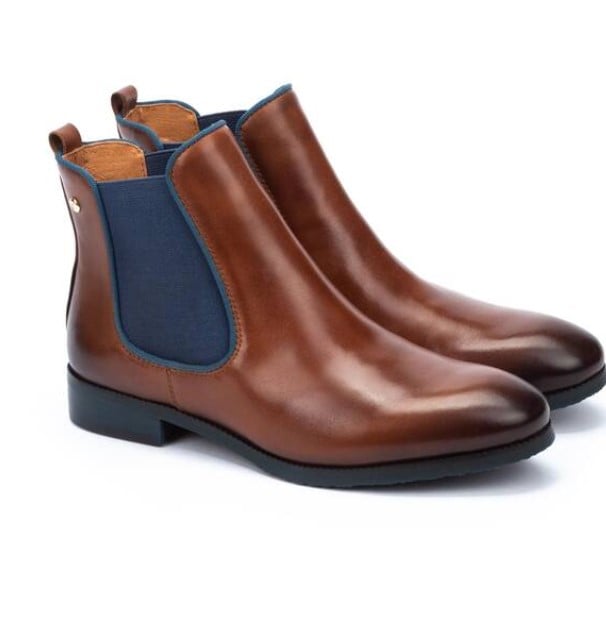 Todav&iacute;a no ha llegado el fr&iacute;o y Pikolinos est&aacute; arrasando en sus tiendas con estos botines de piel