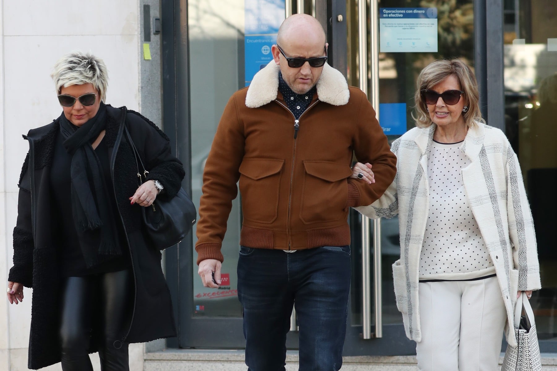 Maria Teresa Campos,Terelu Campos y Gustavo por las calles de Madrid/ Gtres