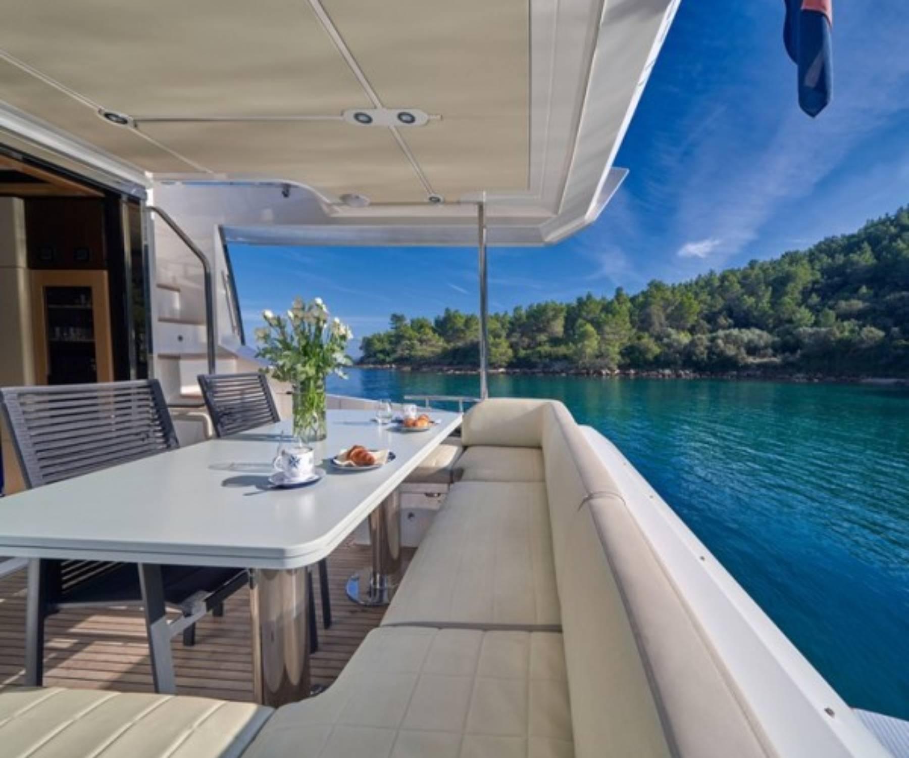 Yate Azimut/ Página web oficial