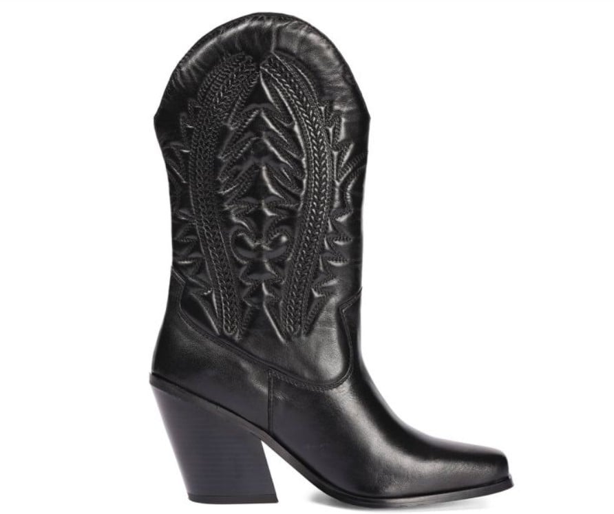 Fichamos en Gioseppo las botas cowboy de piel con las que parecerás una influencer
