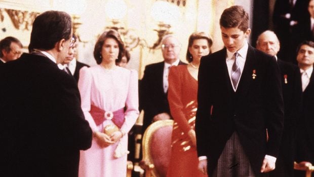 Felipe VI jura, Leonor constitución,