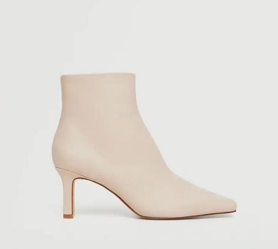 5 botas de Mango Outlet para todos los gustos: baratas, c&oacute;modas y con estilazo