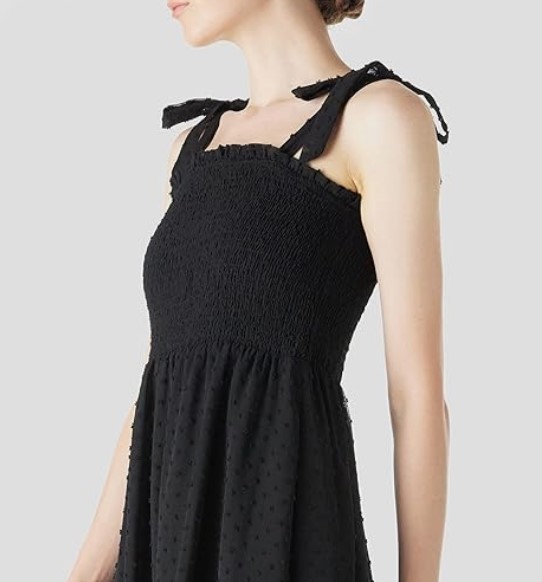 El vestido largo de Amazon que ya conquista a las expertas en moda y est&aacute; tirado de precio