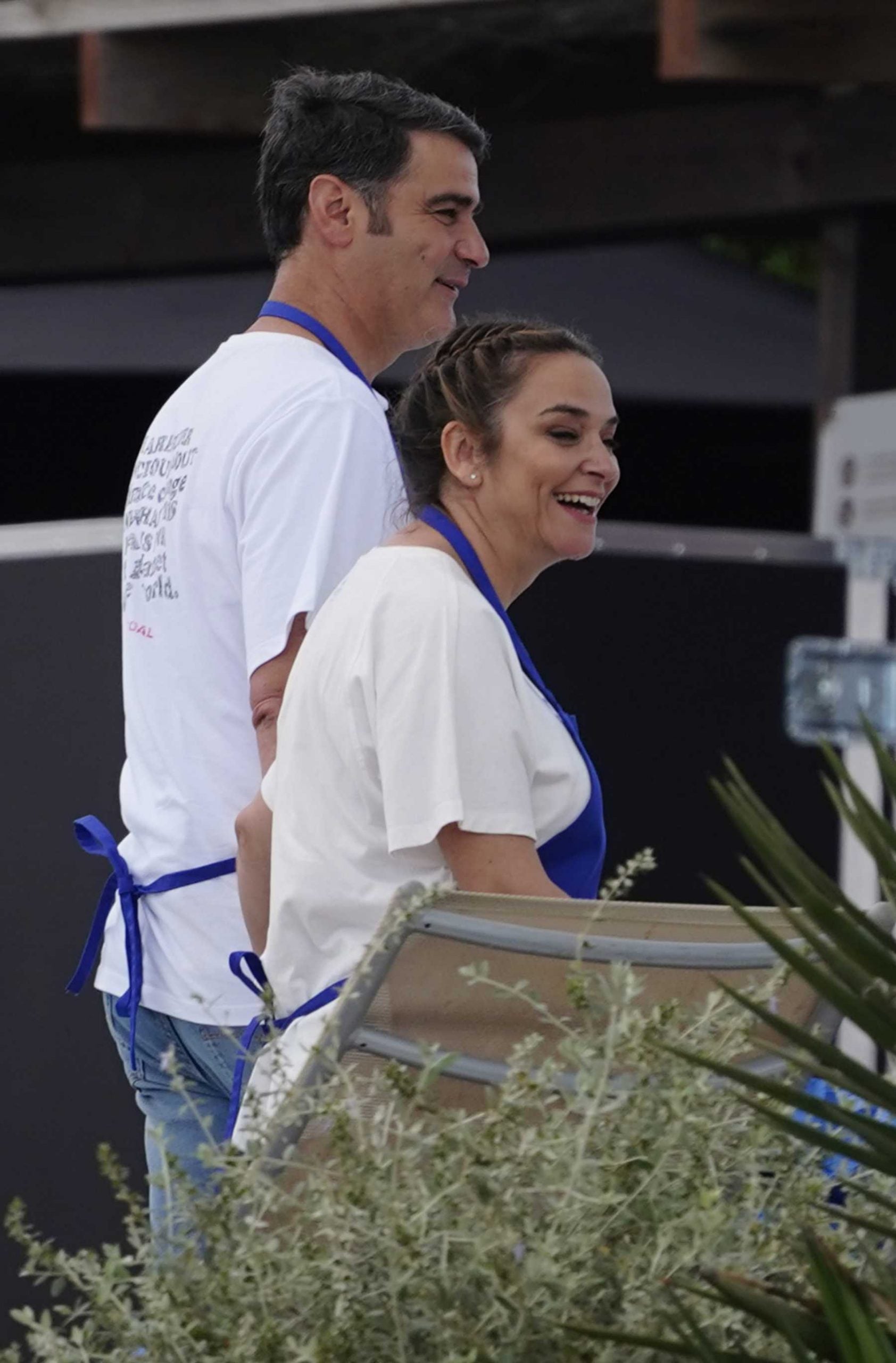 To&ntilde;i Moreno y Jesul&iacute;n de Ubrique durante las grabaciones de 'MasterChef Celebrity' / Gtres