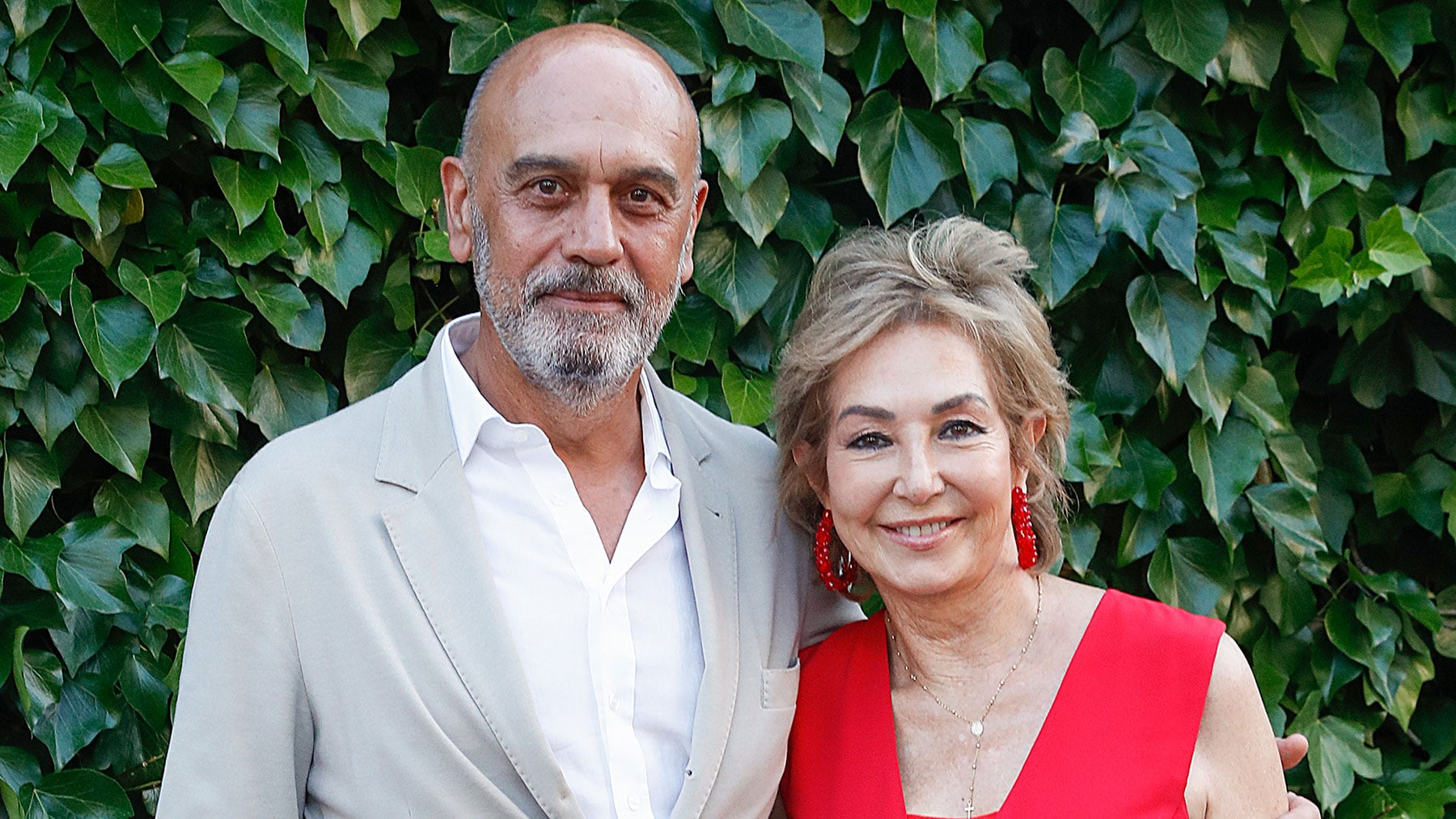 Ana Rosa Quintana junto a su marido, Juan Mu&ntilde;oz / Gtres
