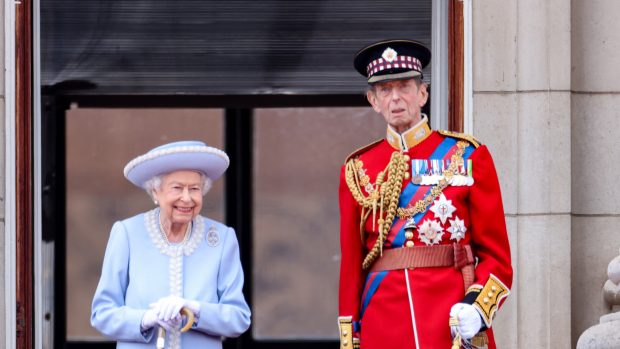 Reina Isabel, Eduardo de Kent