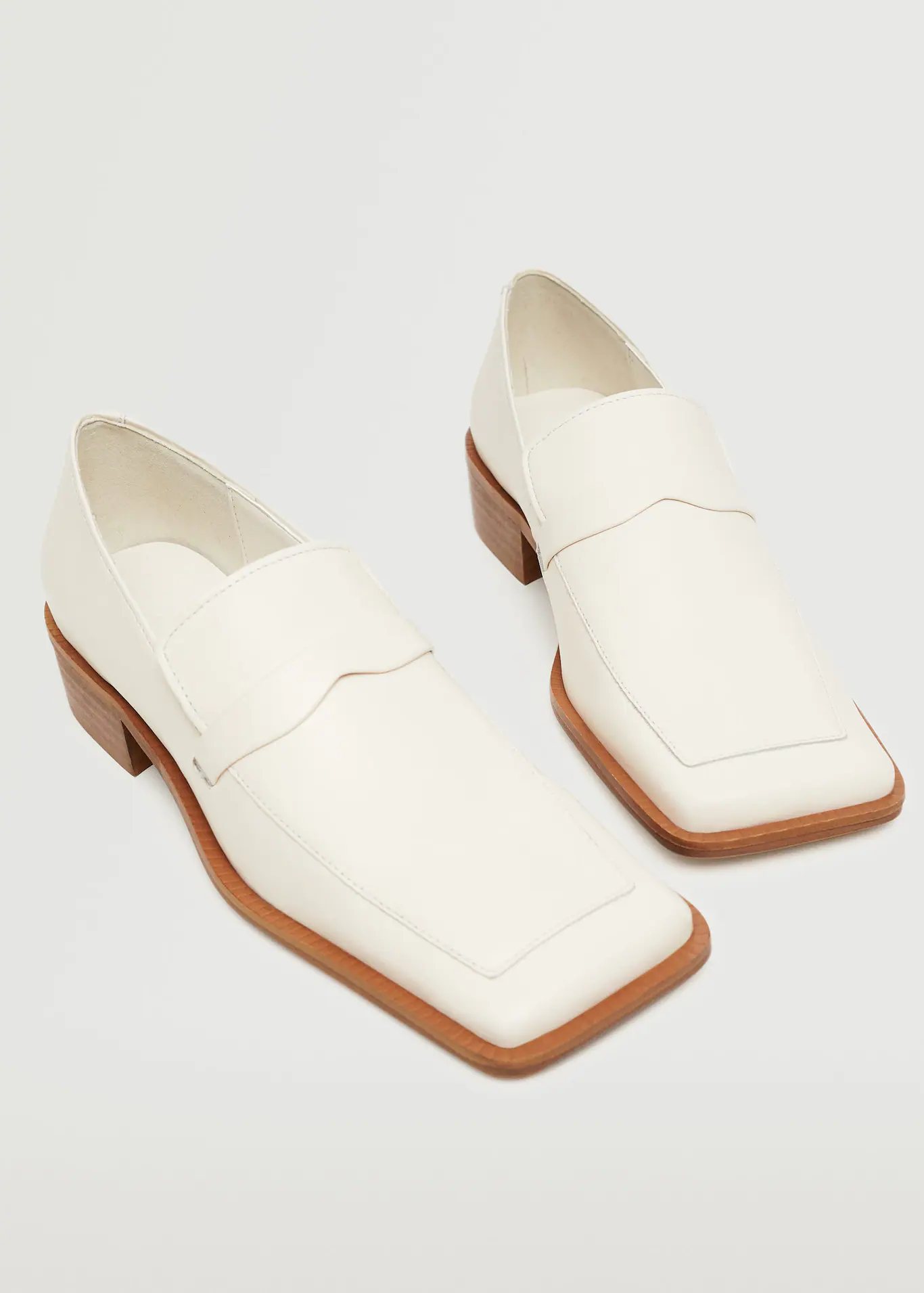 5 zapatos planos de Mango Outlet perfectos para el entretiempo