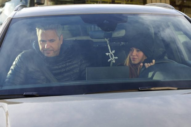 Shakira y su hermano Toninio en Barcelona/ Gtres