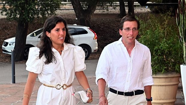 Jos&eacute; Luis Mart&iacute;nez-Almeida y Teresa Urquijo. / Gtres